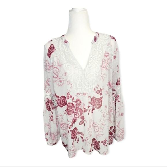 Torrid Chiffon Floral Print Blouse Torrid Chiffon Floral‎ Print Blouse size 1 - Picture 2 of 5